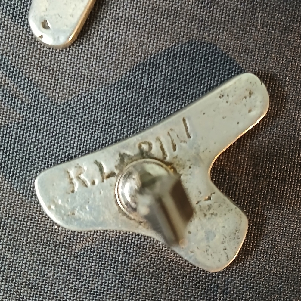 Vintage R.Larin Brutalist Pewter Cufflinks - Picture 3 of 3
